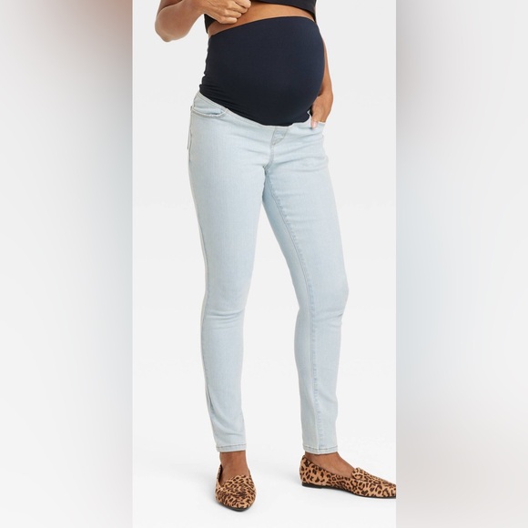 Isabel Maternity by Ingrid & Isabel Light Wash Skinny Jeans - Picture 1 of 7